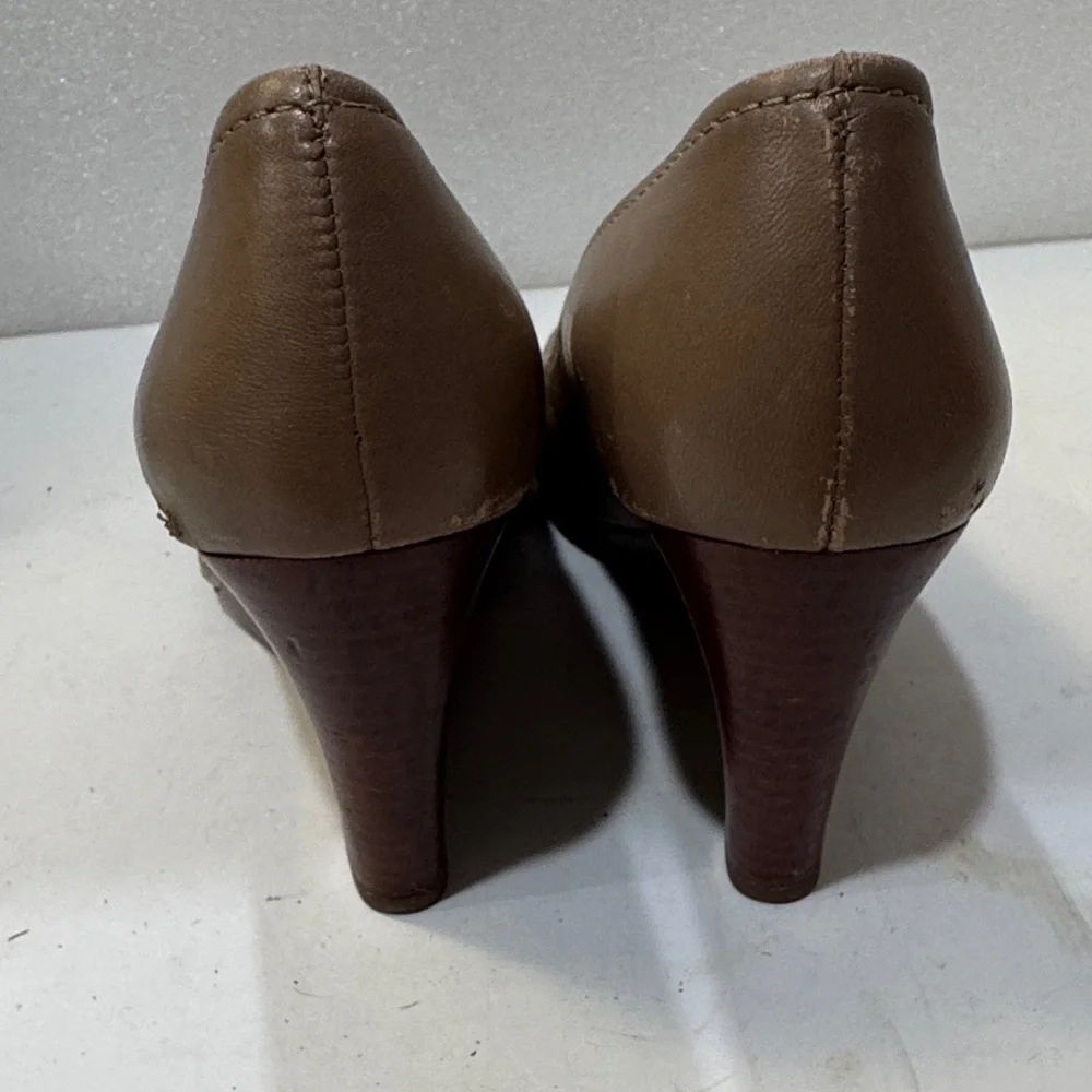 Tory Burch Brown Heels with Gold Logo